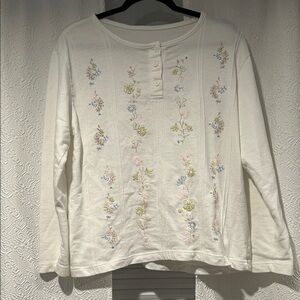 Embroidered Vintage Floral Long Sleeve Blouse